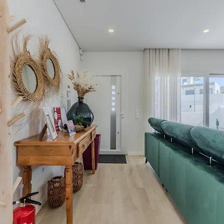 - Vale Da Terça Vermelha